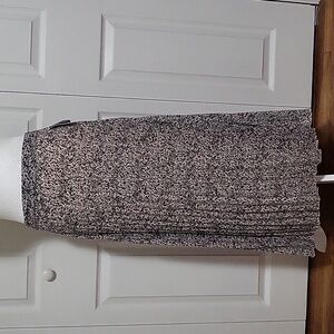 Japna Black and Cream Accordion Pleated Lined Midi Skirt - Size M